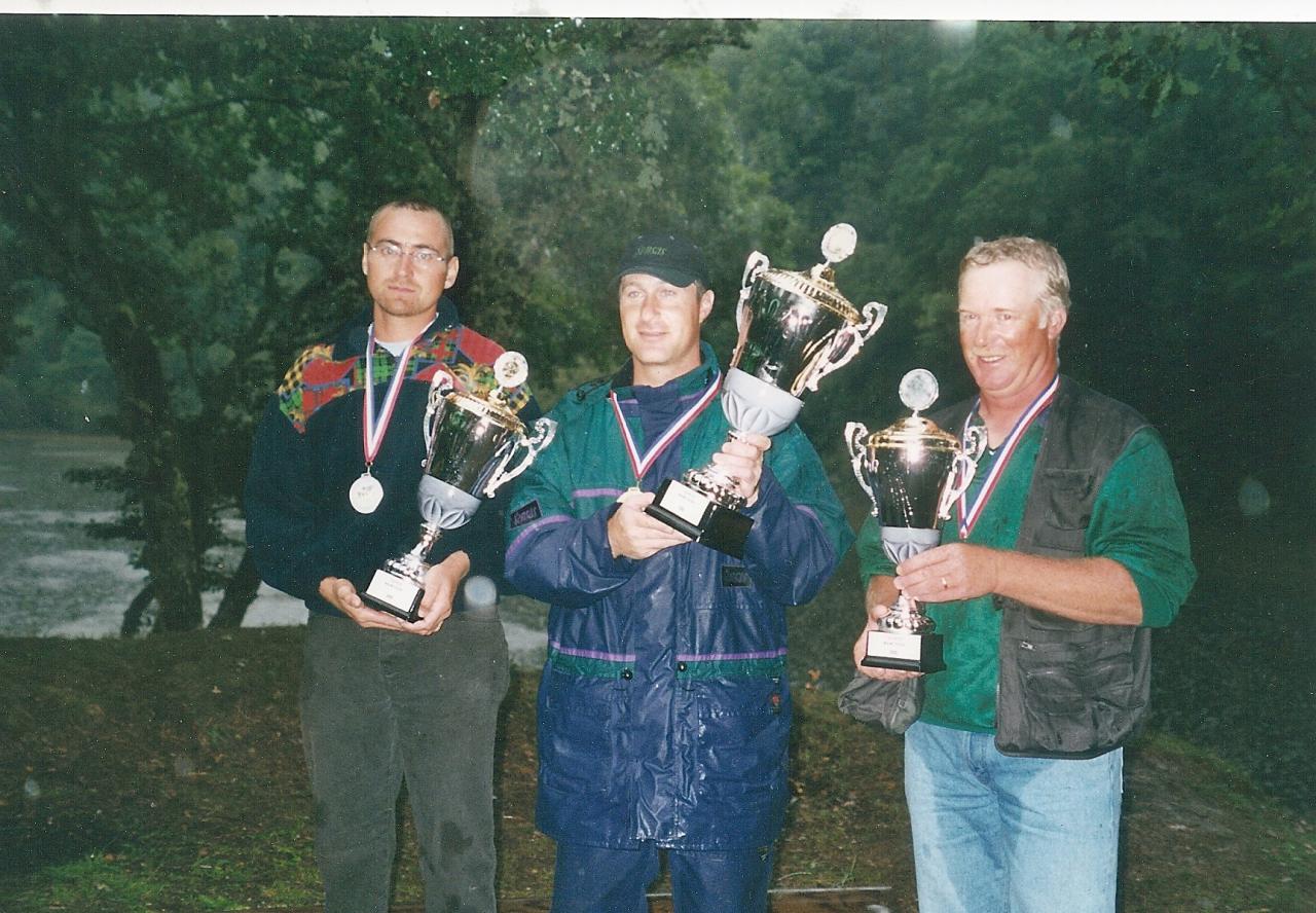 2002. 1ère division Moulinet